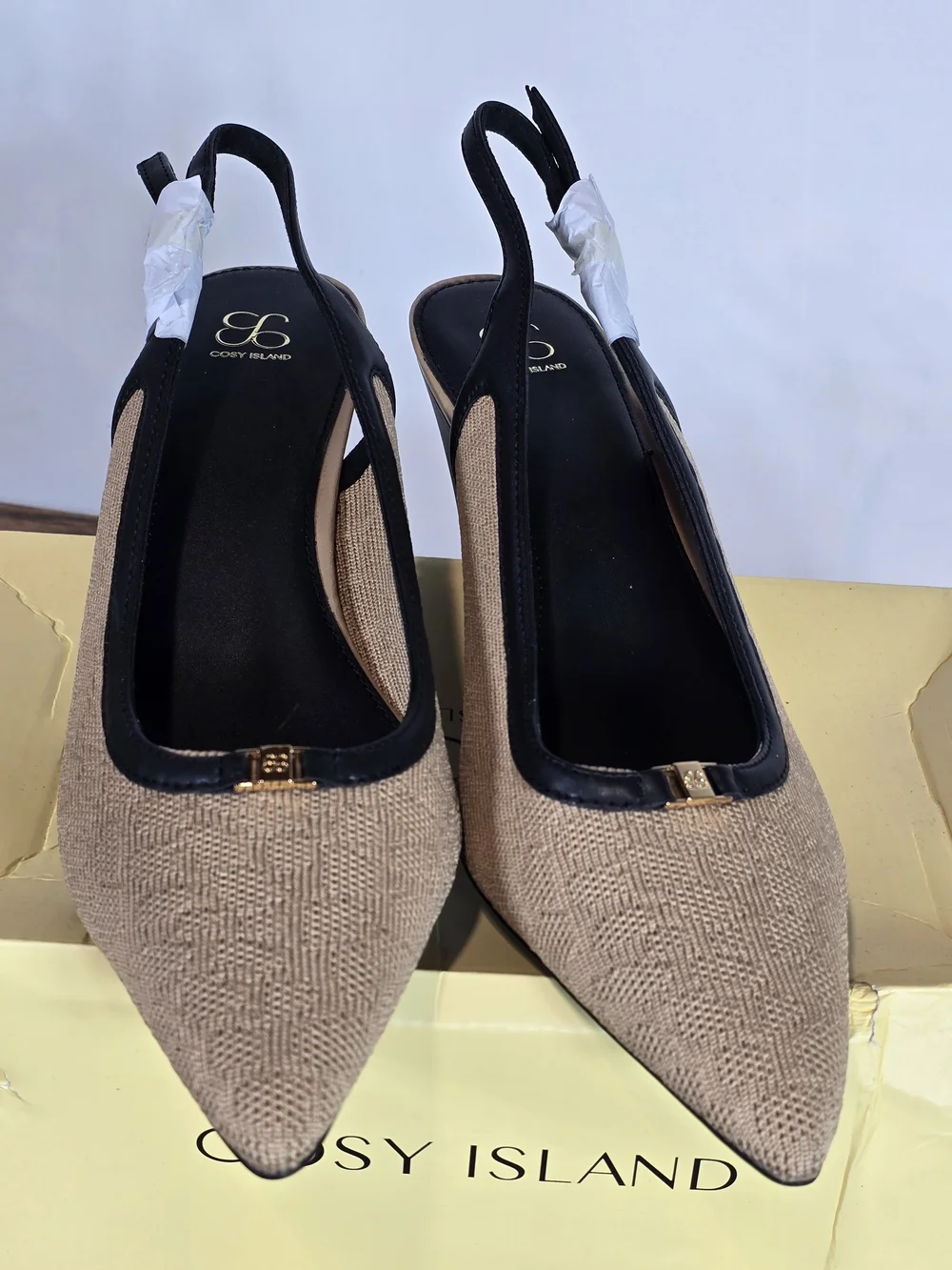Cosy Island Beige Black Wedge Slingback Shoes Size 8.5